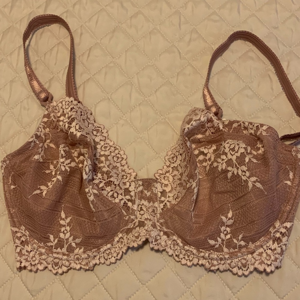 Wacaol lace bra